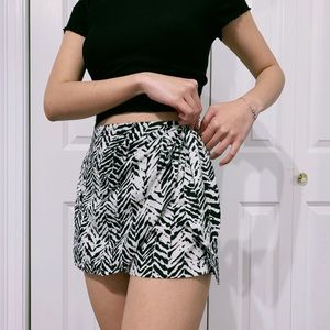XXI SKORT